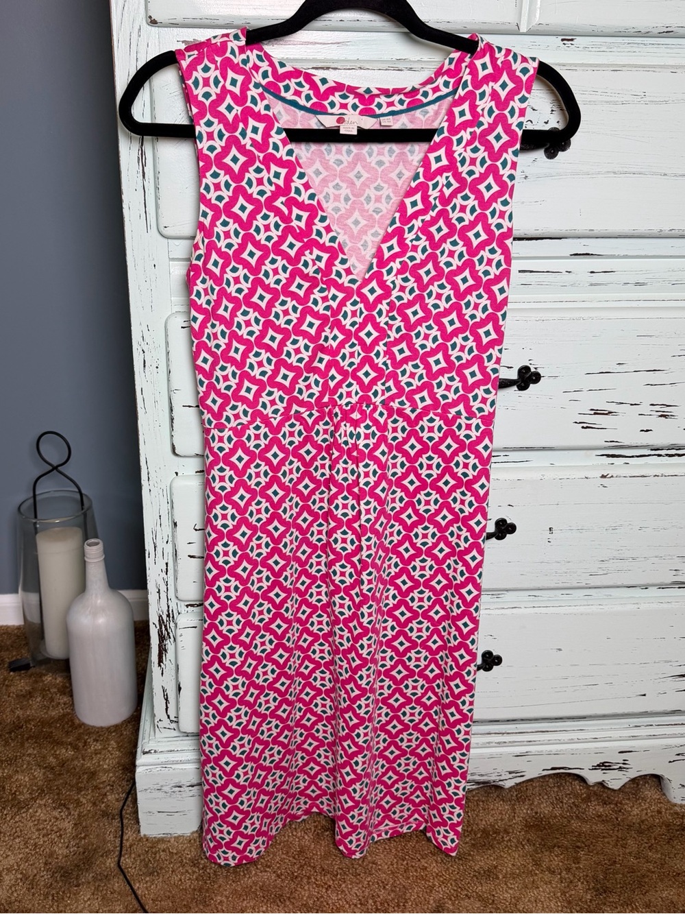 Boden Eden Jersey Pink Sleeveless Geometric V-Neck Dress. Women’s size 4.